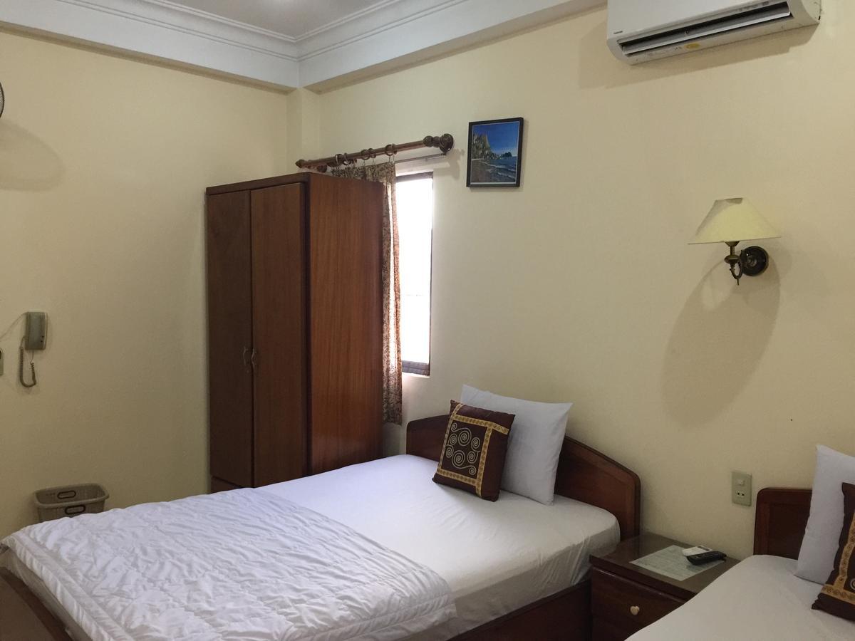 Duyen Sai Gon Hotel Хошимін Екстер'єр фото